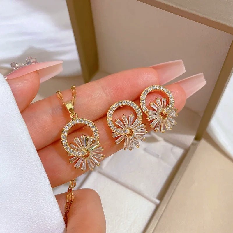 Skanto | Glitrende Floral Diamond Halskjede og Øredobber