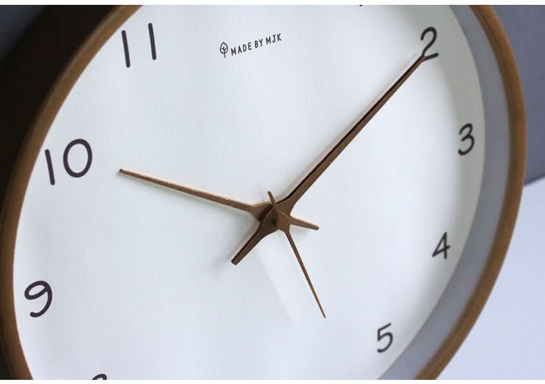 Skanto | Stille Solid Tre Analog Veggur
