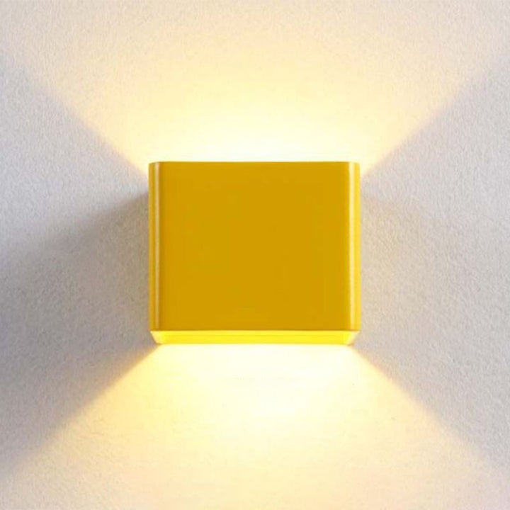Imogen Moderne firkantet vegglampe