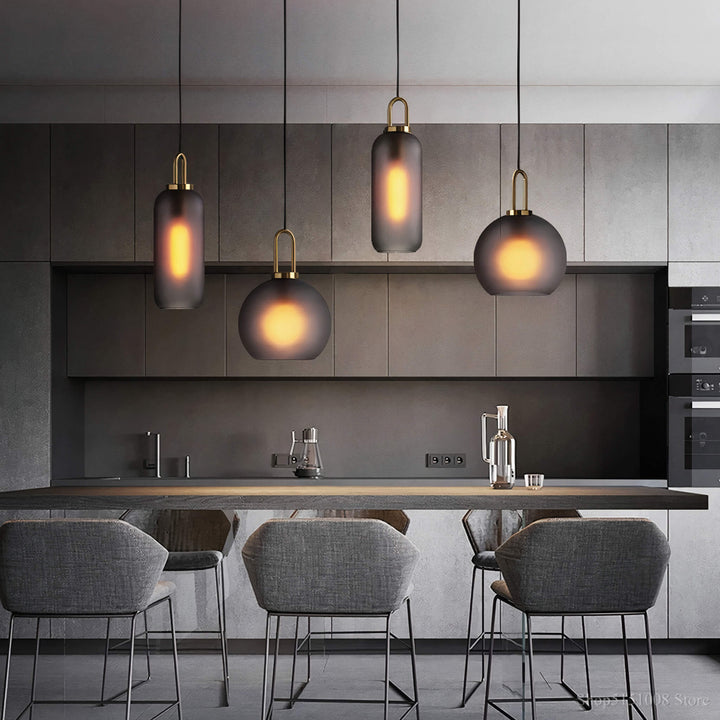 Røykfarget Glass Pendellampe – Industriell Taklampe for Kjøkken, Spisestue & Stue | Skanto