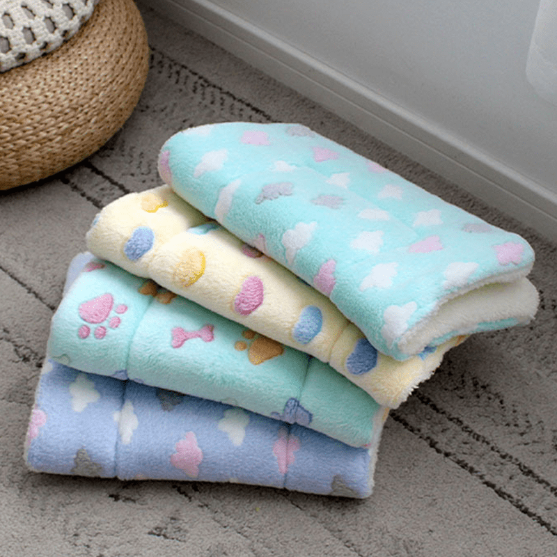 Skanto | SNUGCLOUD – Fluffy Fleece Pillow for Relaxed Pet Sleep