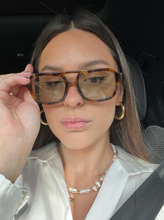 Vintage Sunglasses with UV Protection and Retro Charm - Loreen | Skanto