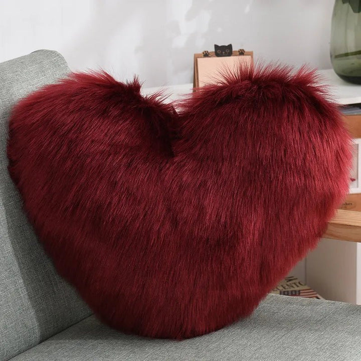 Myk hjerteformet fluffy sofa pute i myk polyester | Skanto