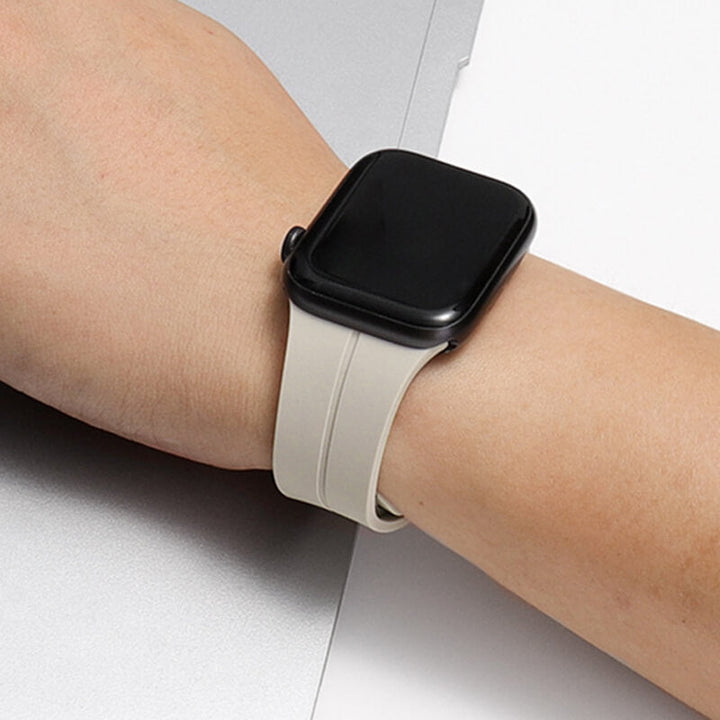 Skanto | Silikonarmbånd med magnetisk sammenleggbart spenne til iwatch