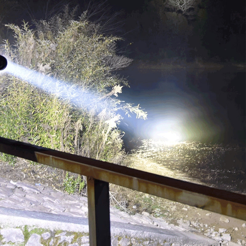 Skanto | Allsidig LED-halslampe med justerbar lysstyrke