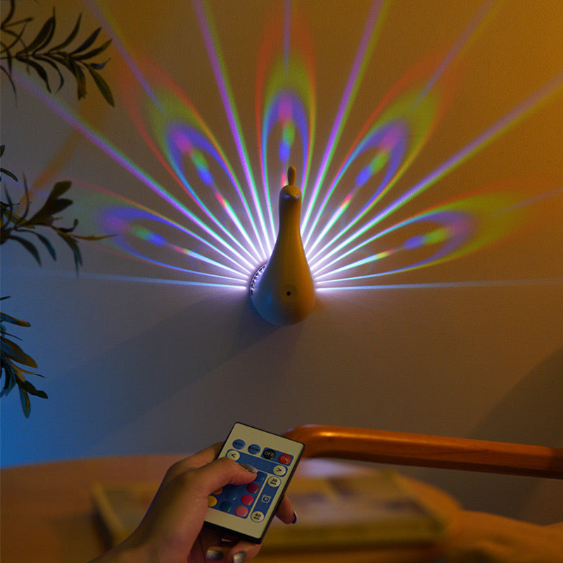 Skanto | Peacock Prosjektorvegglampe med fjernkontroll