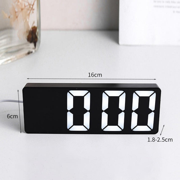 Skanto | Moderne, digital, mekanisk vintageklokke med innvendig tannhjulsdrift