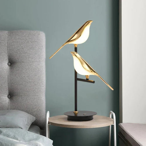 Skanto | Stilig Design LED Bordlampe - AvaBird