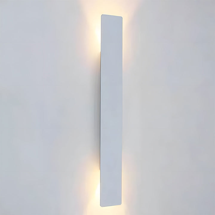 Skanto | Utendørs vegglampe med moderne vanntett design