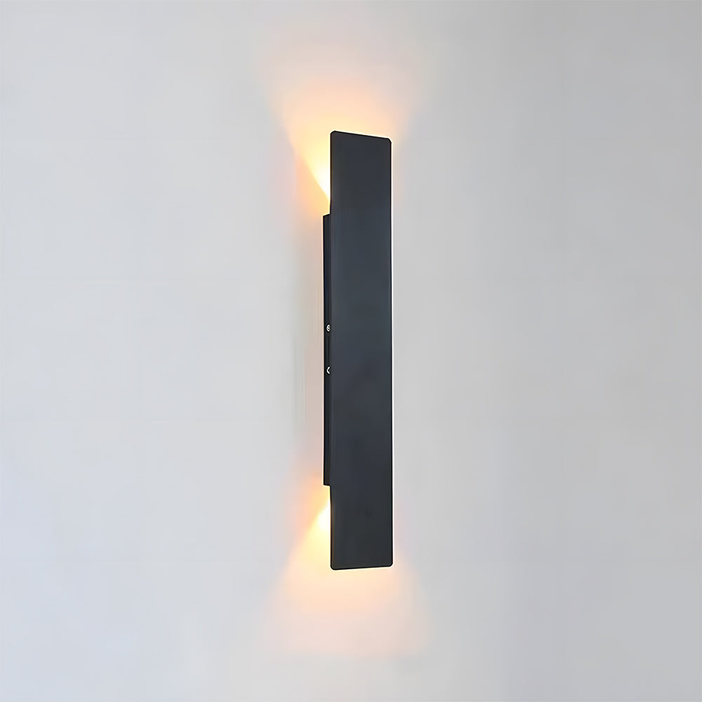 Skanto | Utendørs vegglampe med moderne vanntett design