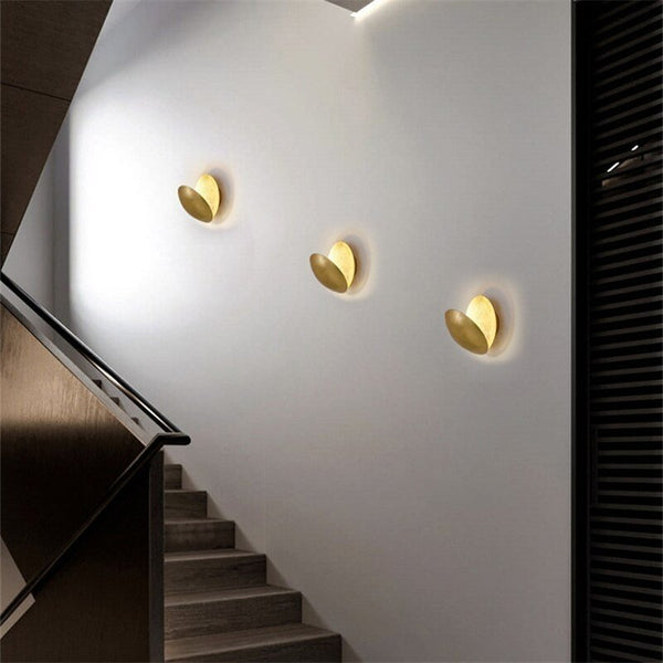 Skanto | Lunora Vegglampe med Magisk Måneskinn – Varm Ambient LED-belysning for Hjem og Kontor