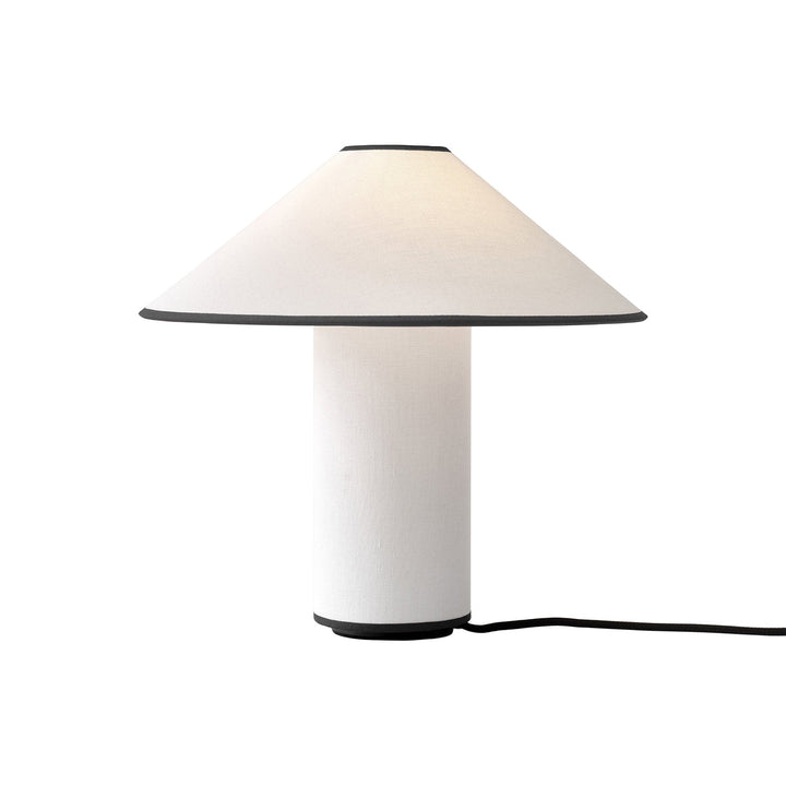 Skanto | Bordlampe med tekstilskjerm – Lunara