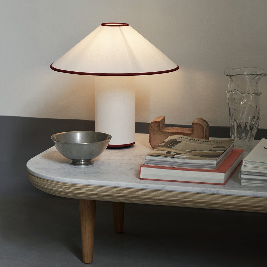 Skanto | Bordlampe med tekstilskjerm – Lunara