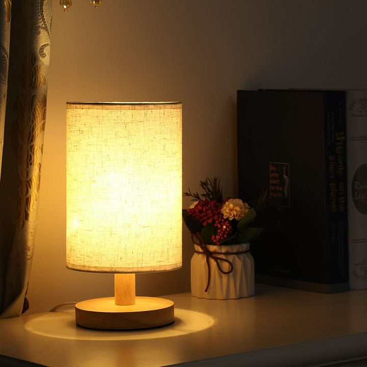 Skanto | Skandinavisk LED Skrivebordslampe – Solid Tre Design