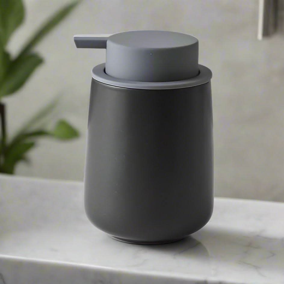 Skanto | Rova - Stilig Dispenser
