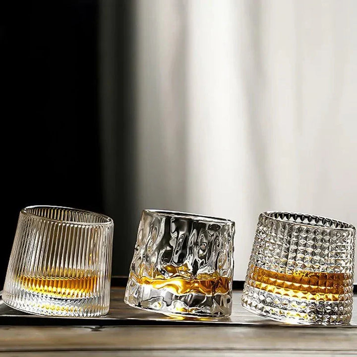 Skanto | Teksturet Whisky Glass med Bølgeeffekt