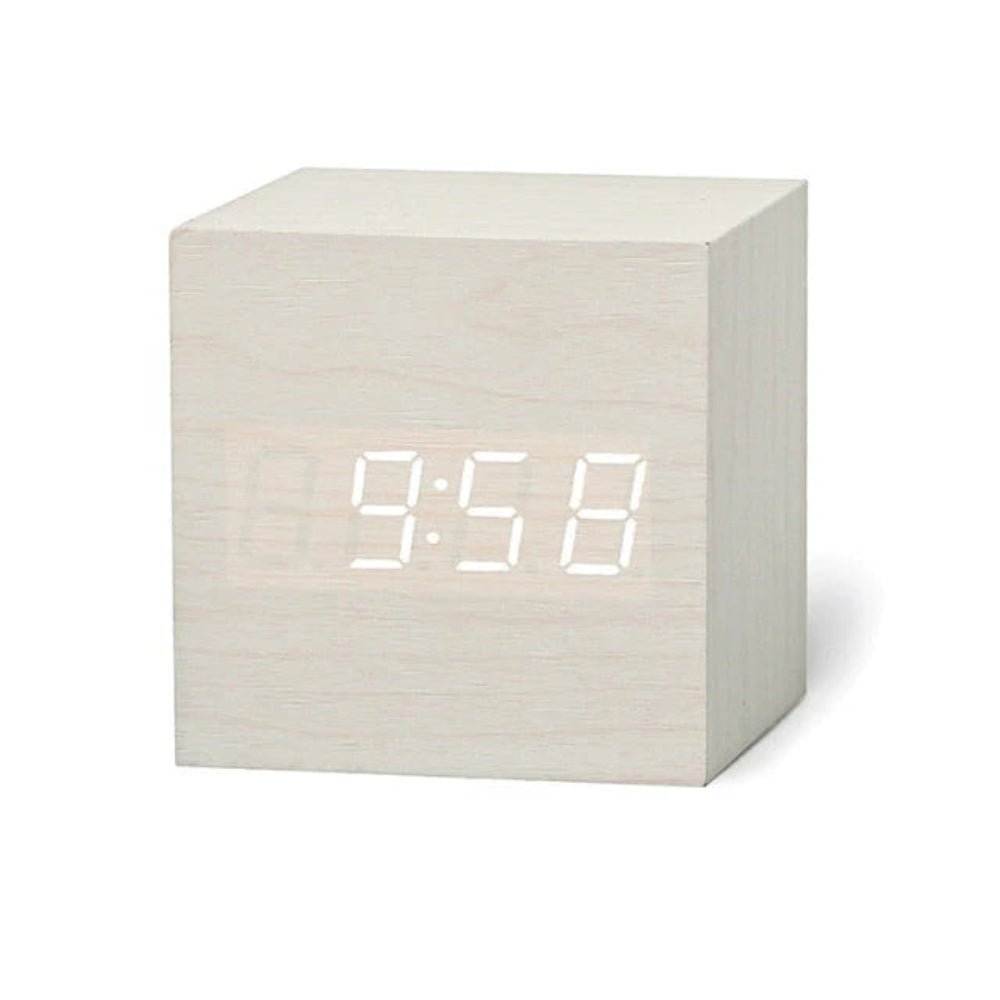 Skanto | ZENICUBE – Minimalistisk LED Vekkerklokke med Tid, Dato & Temperaturvisning