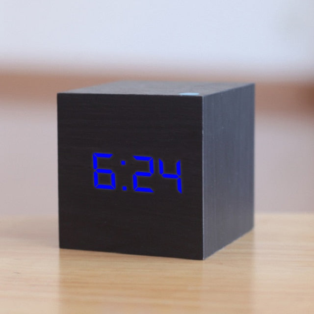 Kvadratisk LED Alarmklokke | Skanto