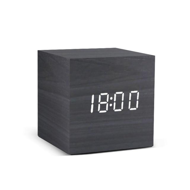 Skanto | Tre Minimalistisk LED Vekkerklokke