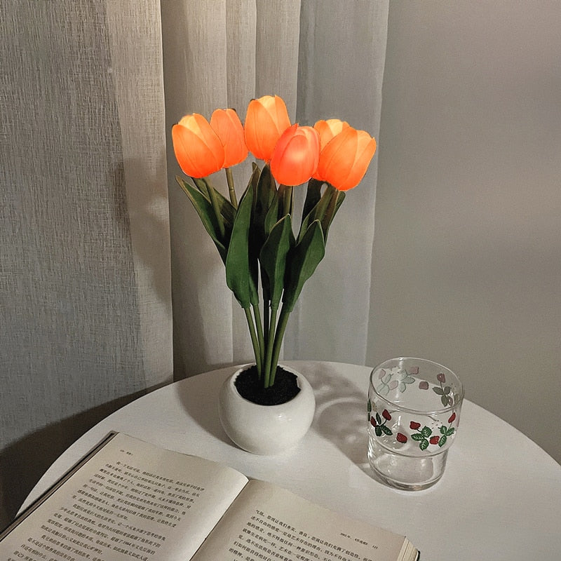 Skanto | Tulip Nattlampe - LumiTulip