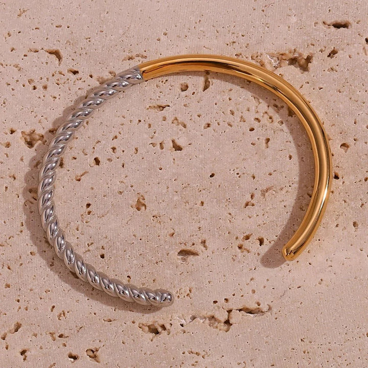 Skanto | Tvunnet Halv To-farget Mansjettarmbånd