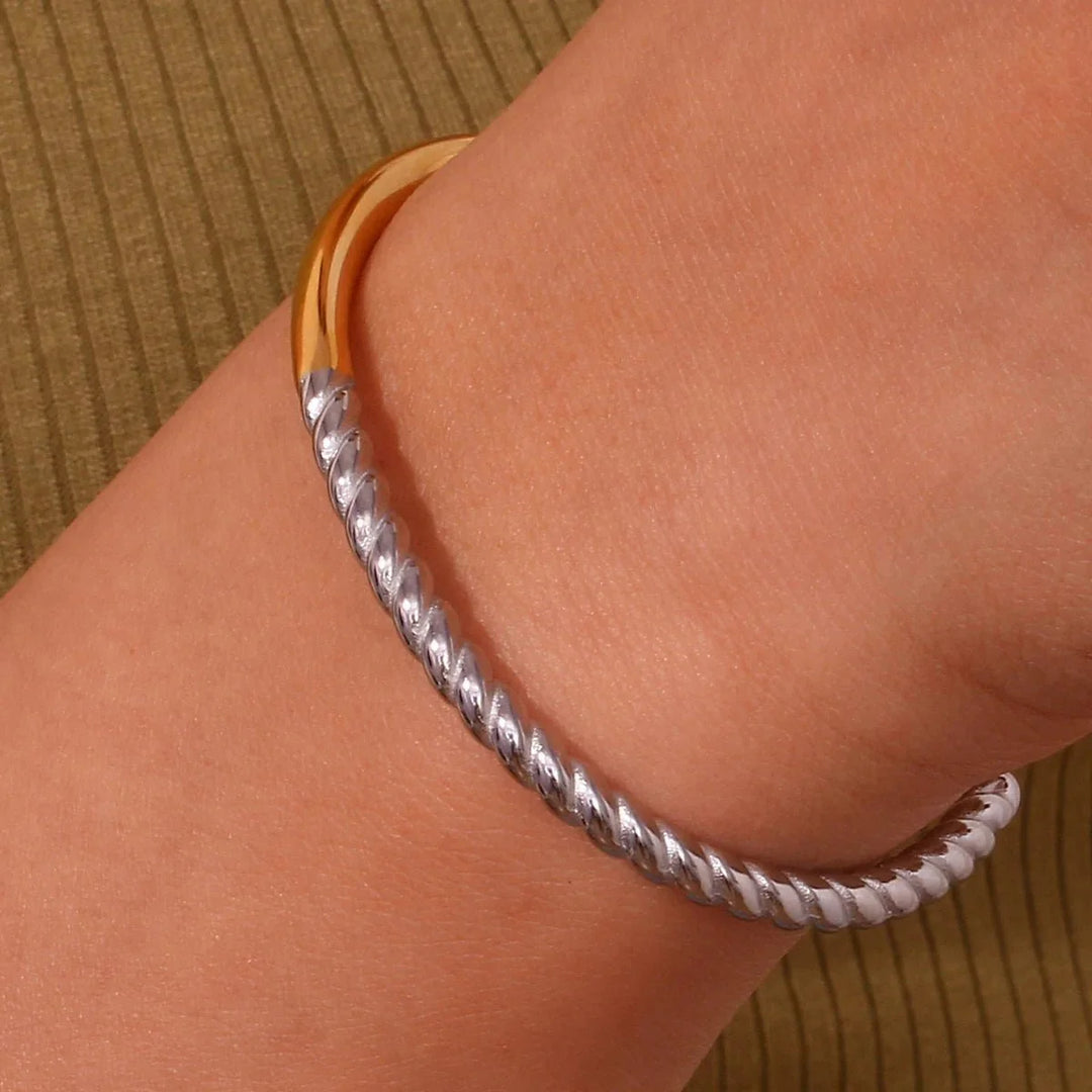 Skanto | Tvunnet Halv To-farget Mansjettarmbånd