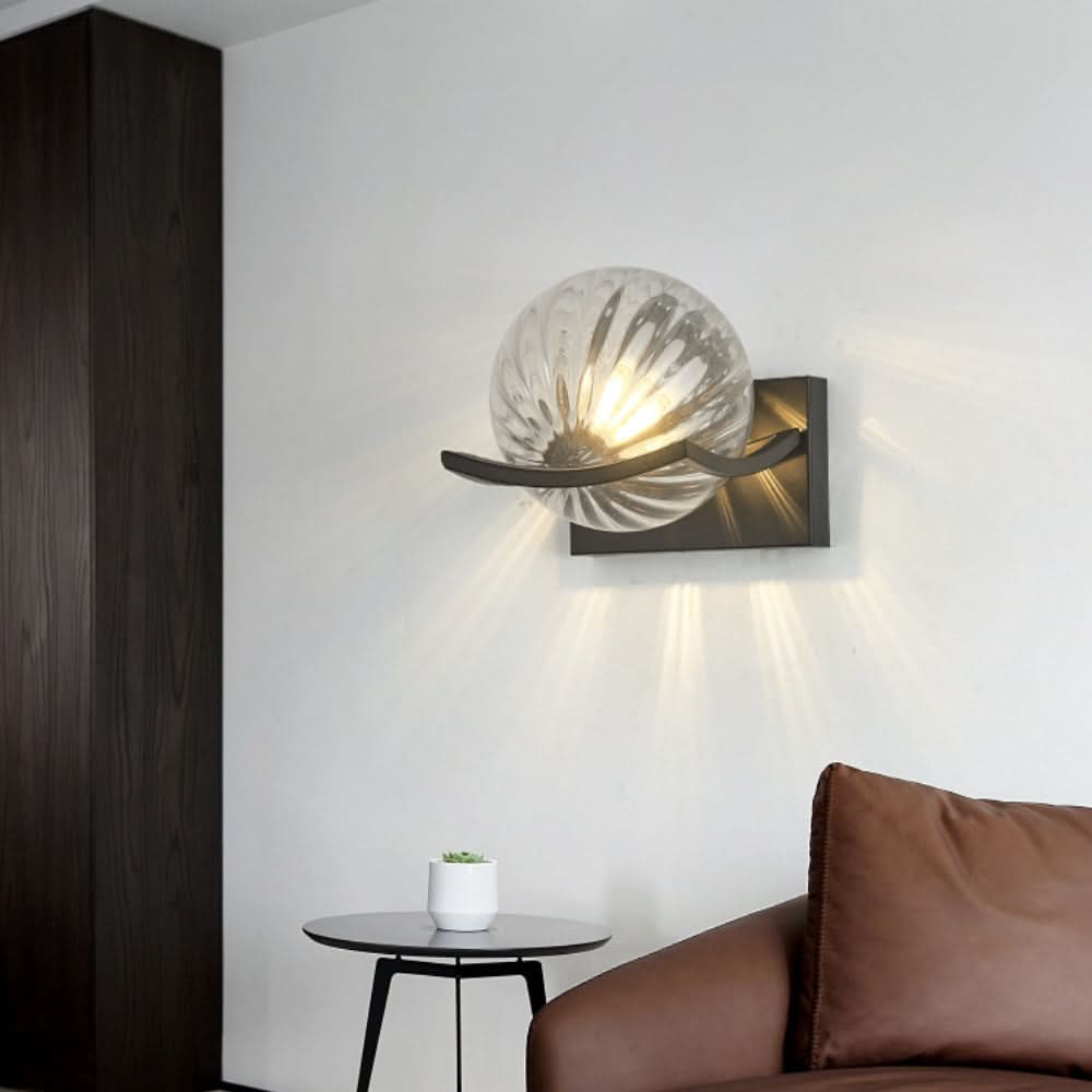 Skanto | Moderne LED Vegglampe med Glasspanel