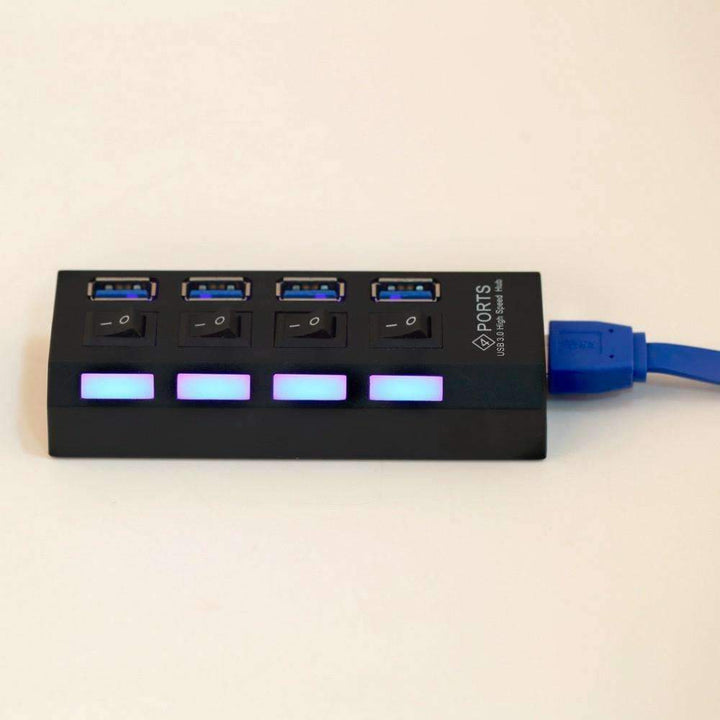 Skanto | USB 3.0 Hub 4 Porter Super Hastighet 5Gbps og Hub Med av/på-bryter For Windows Mac OS Linux