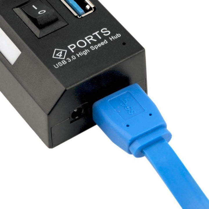 Skanto | USB 3.0 Hub 4 Porter Super Hastighet 5Gbps og Hub Med av/på-bryter For Windows Mac OS Linux