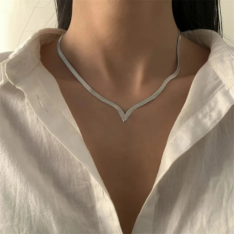 Skanto | V Taper Herringbone Nekselsmykke