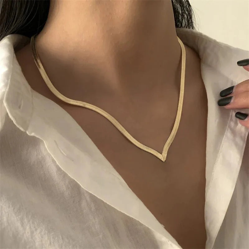 Skanto | V Taper Herringbone Nekselsmykke