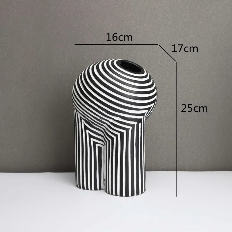 Skanto | Vase med abstrakt geometri