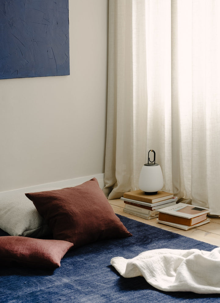 Skanto | Allsidig Patio Lantern - LunaGlow