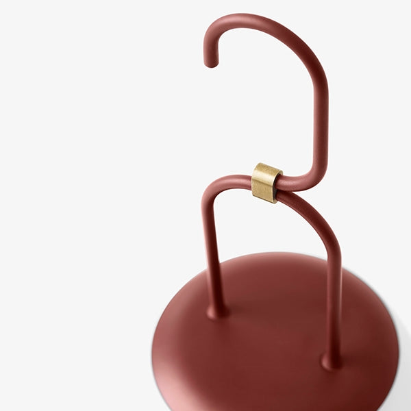 Skanto | Allsidig Patio Lantern - LunaGlow