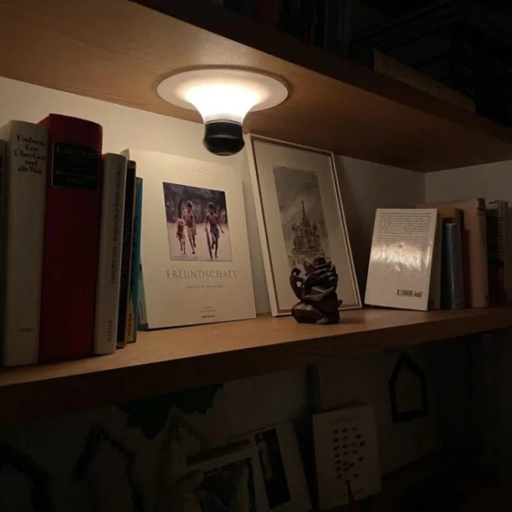 Skanto | Vegglampe med oppladbar sugefeste LED
