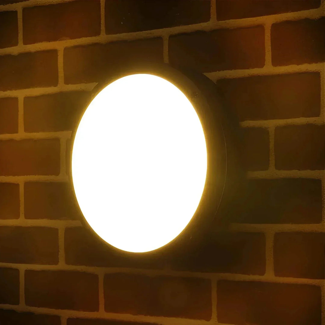 Skanto | Minimalistisk LED Vegglampe for Fasade Motstandsdyktig og Elegant Vegglampe
