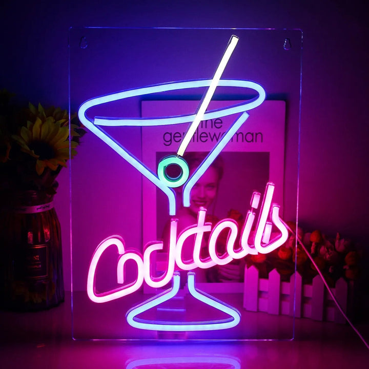 Skanto | Livlige Cocktails & Øl LED Neon Veggskilt