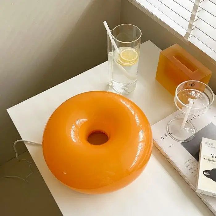 Skanto | Donut Bordlampe - Donut Formet Moderne LED Bordlampe