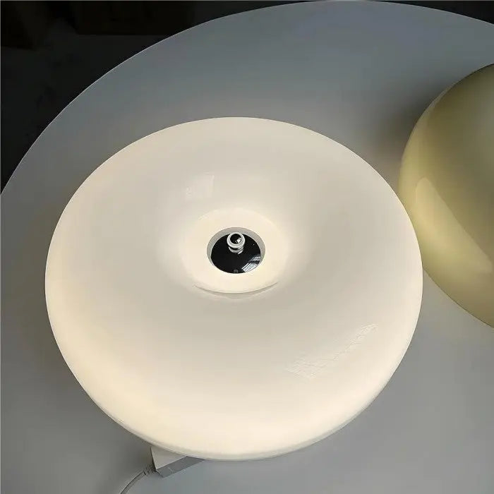Skanto | Donut Bordlampe - Donut Formet Moderne LED Bordlampe