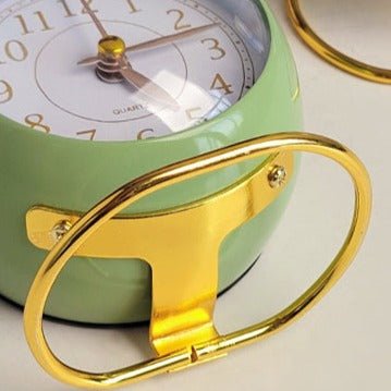 Skanto | Vintage rund analog klokke