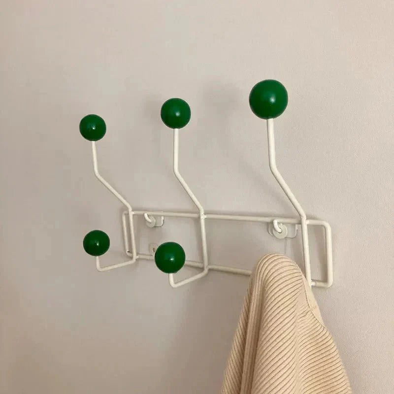 Skanto | Vintage Kleshengere Metallsett - Klassisk Garderobe for Frakker og Tilbehør