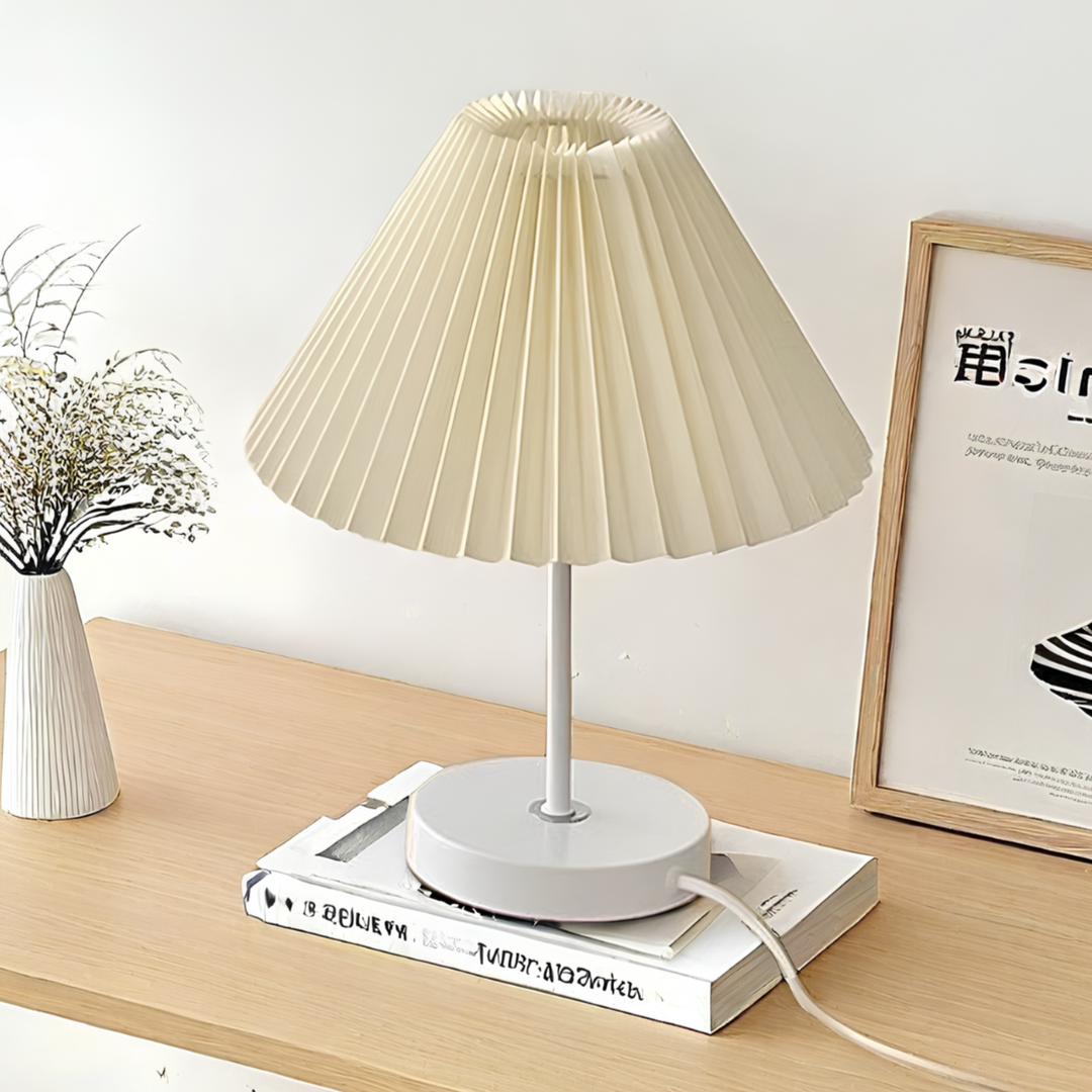 Skanto | Pleatique Bordlampe