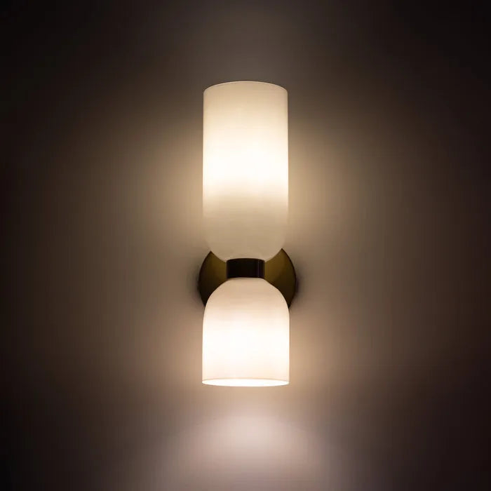 Skanto | Vegglampe med dobbeltlag for fantastisk belysning