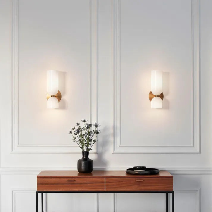 Skanto | Vegglampe med dobbeltlag for fantastisk belysning