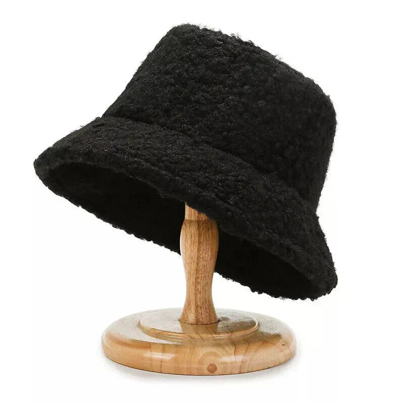 Livia Damen-Teddy-Bøtte-Hatt aus varmere Lammwolle