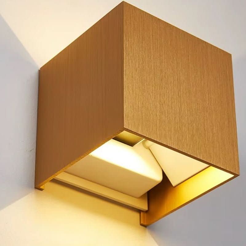 Skanto | Værbestandig Cube Vegglys – Opp Ned LED Utendørslampe