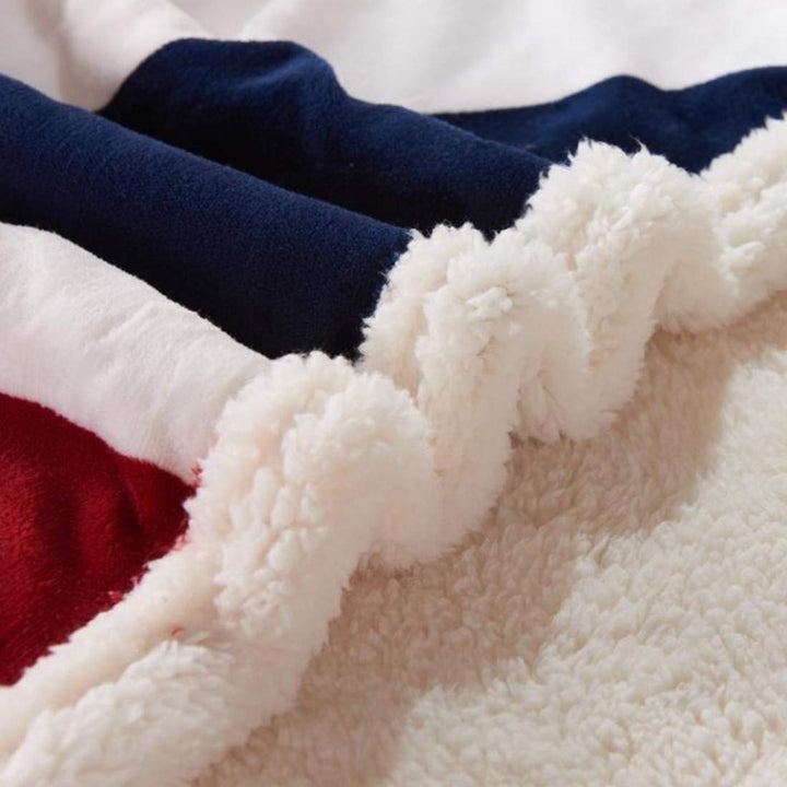 Skanto | Flanell-Sherpa Teppe med Amerikansk Flagg