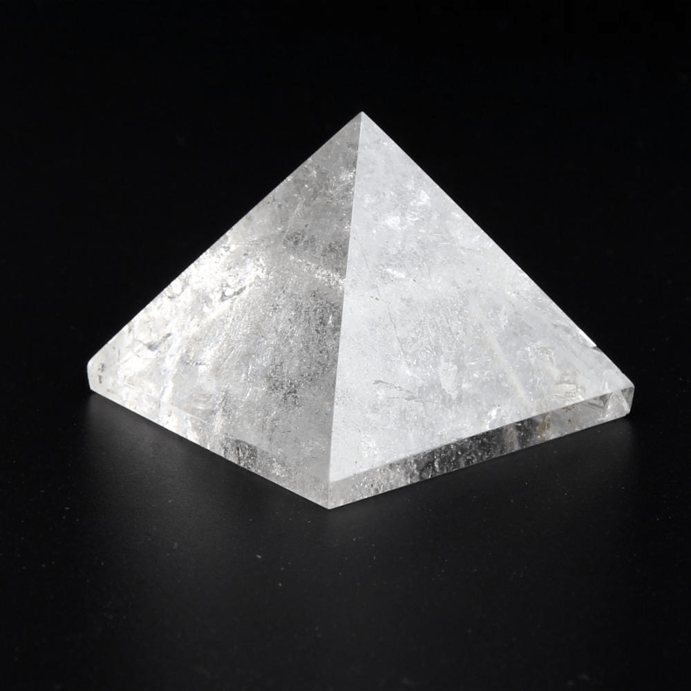 Skanto | Krystallmeislet pyramide