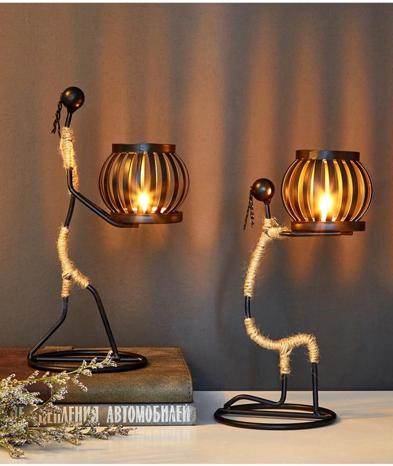 Håndlagde metalllysestaker med figurdesign, unike dekorasjoner for stue