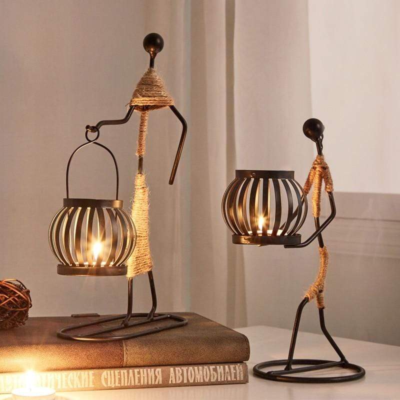 Håndlagde metalllysestaker med figurdesign, unike dekorasjoner for stue